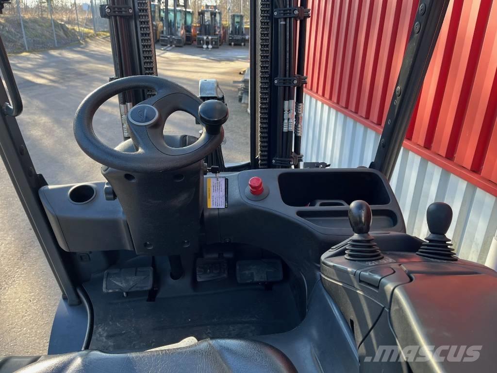 Linde E25L-02 Elektrikli forkliftler