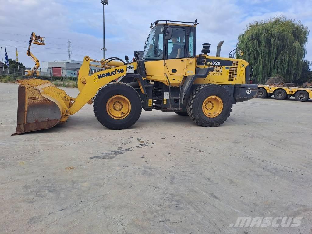 Komatsu WA 320-6 Tekerlekli yükleyiciler