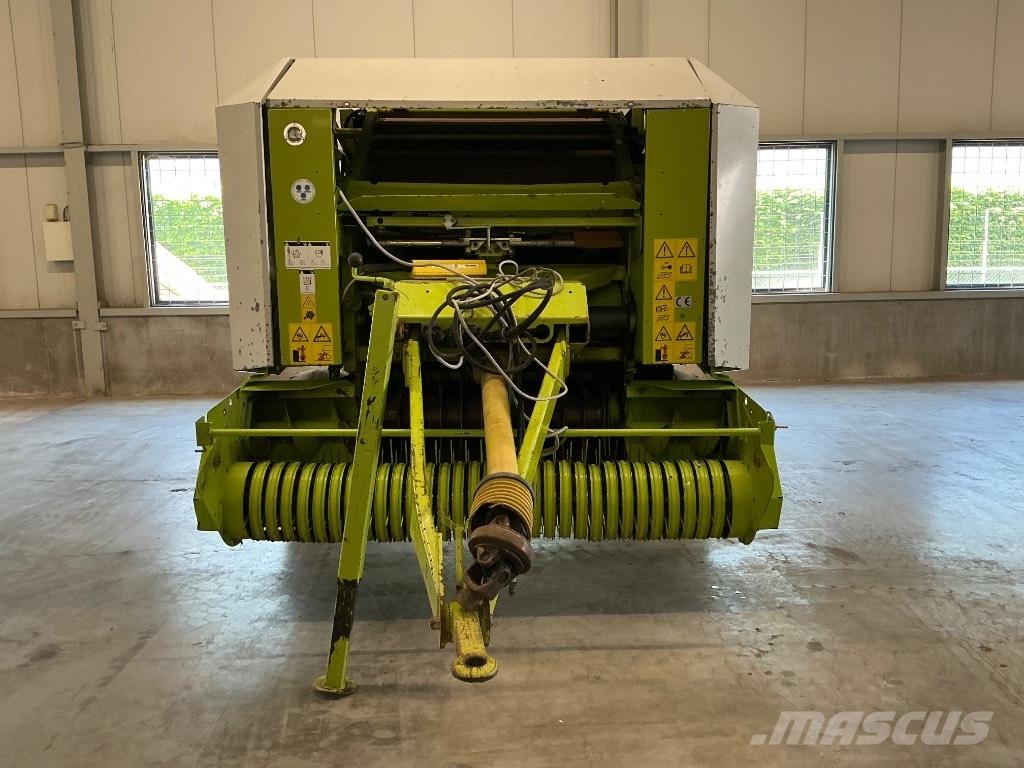 CLAAS Rollant 240 Rulo balya makinalari
