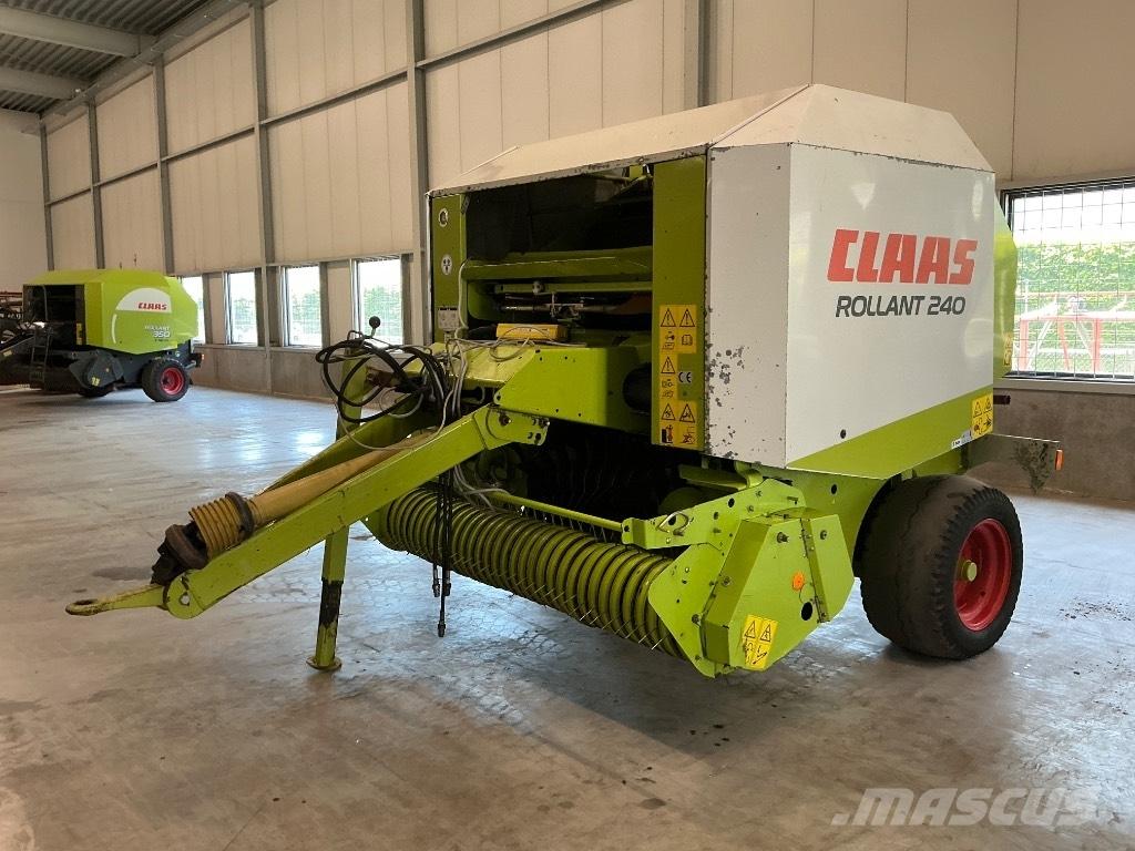 CLAAS Rollant 240 Rulo balya makinalari