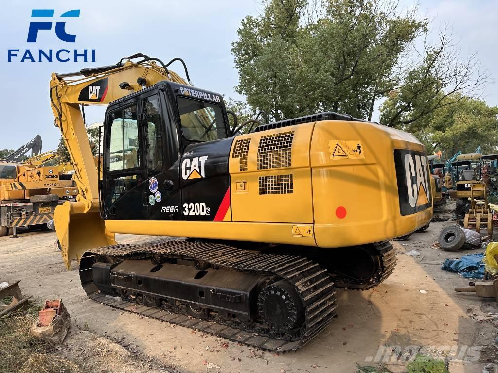 CAT 320 D Paletli ekskavatörler