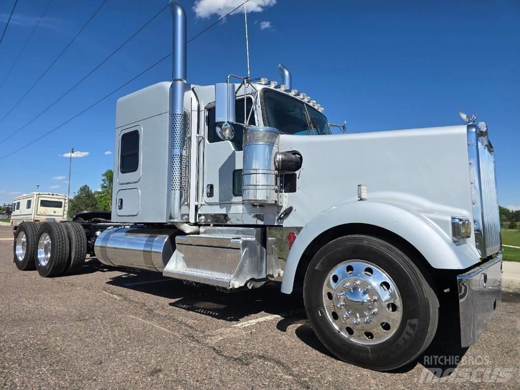 Kenworth W 900 Çekiciler
