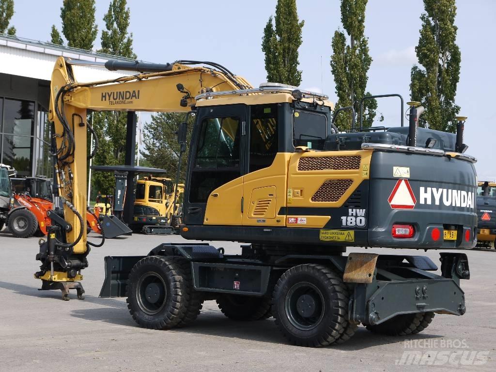Hyundai HW 180 Lastik tekerli ekskavatörler