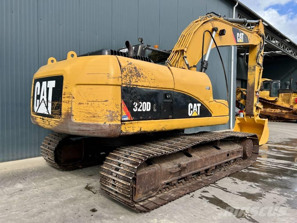 CAT 320D L Paletli ekskavatörler