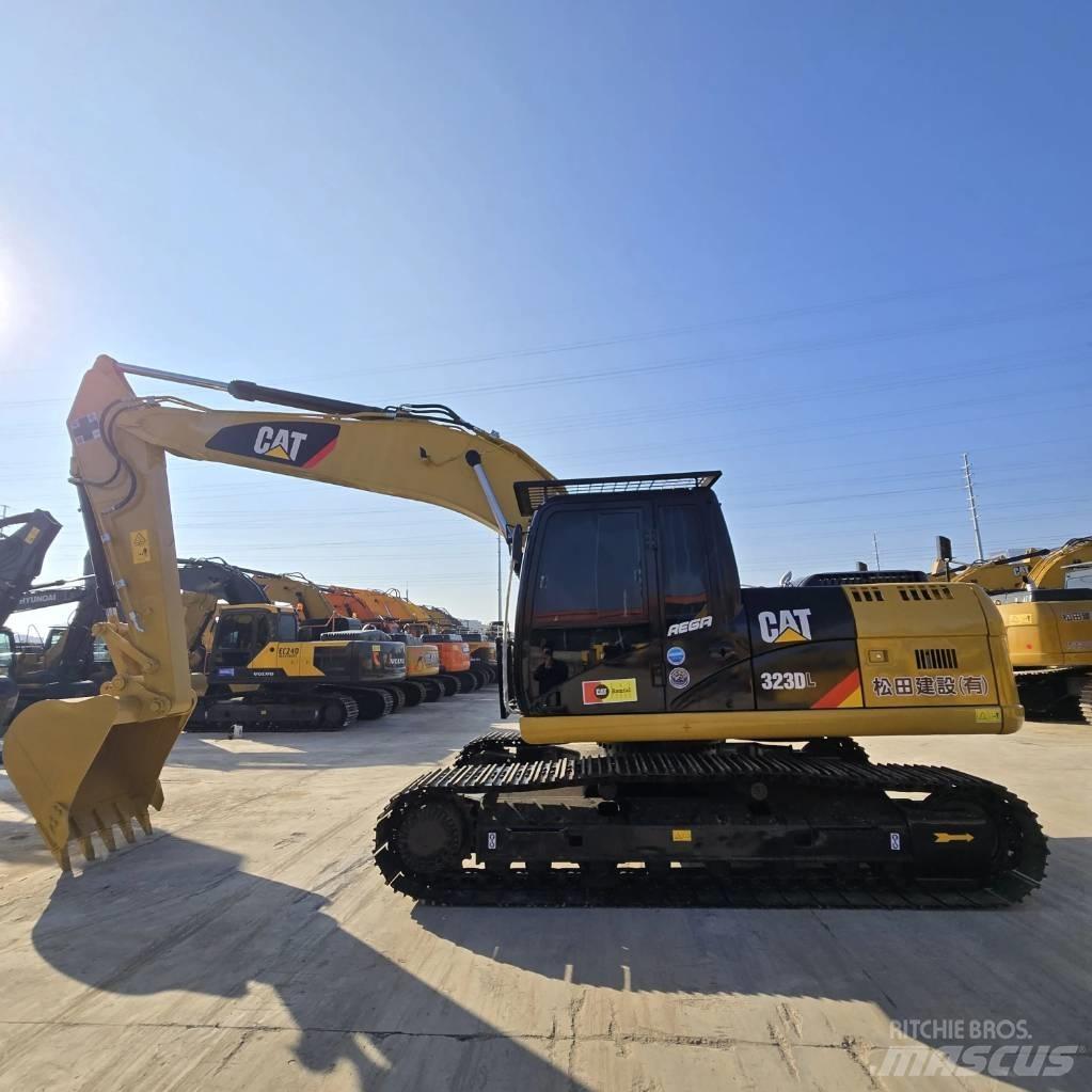 CAT 323 D L Midi ekskavatörler 7 - 12 t
