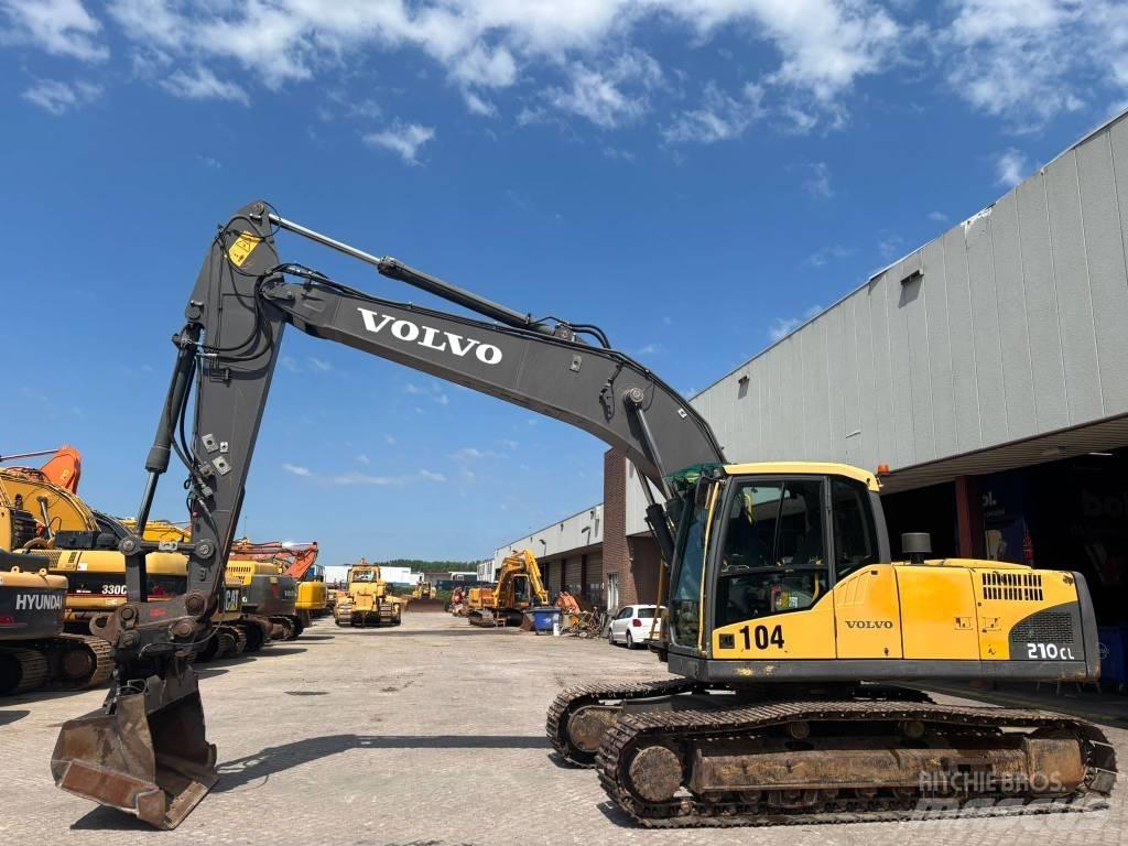 Volvo EC 210 C L Paletli ekskavatörler
