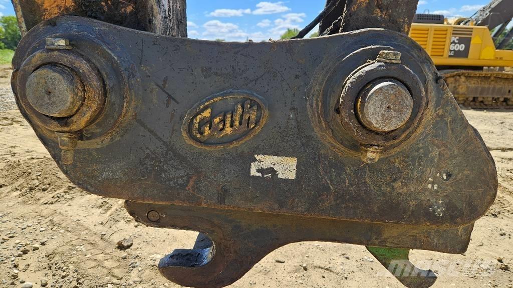 CASE CX350 C Paletli ekskavatörler