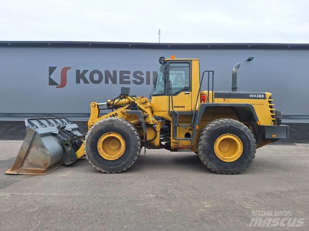 Komatsu WA 380-3A Tekerlekli yükleyiciler