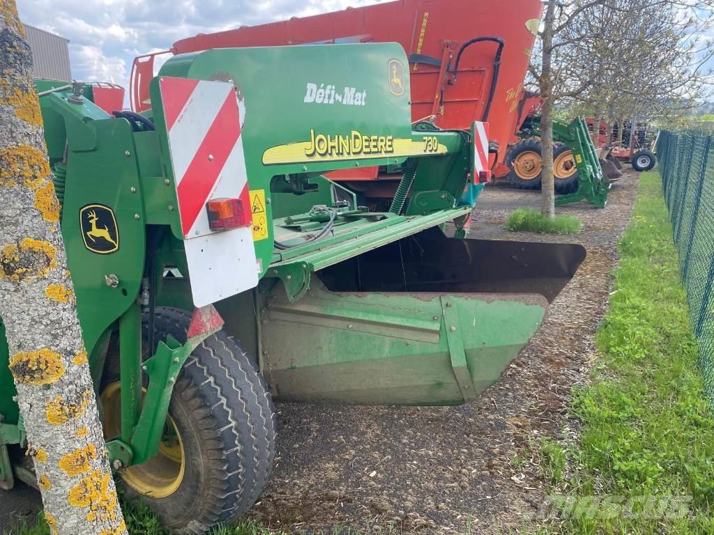 John Deere 730 Asılı ve çekilir biçme makineleri