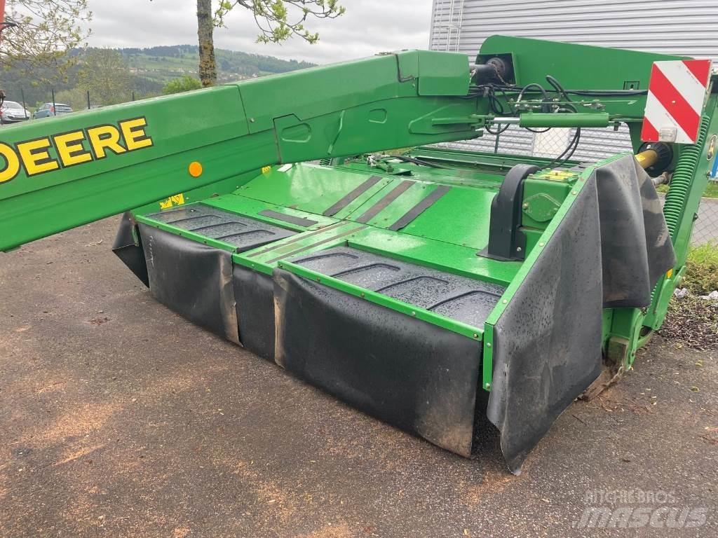 John Deere 730 Asılı ve çekilir biçme makineleri