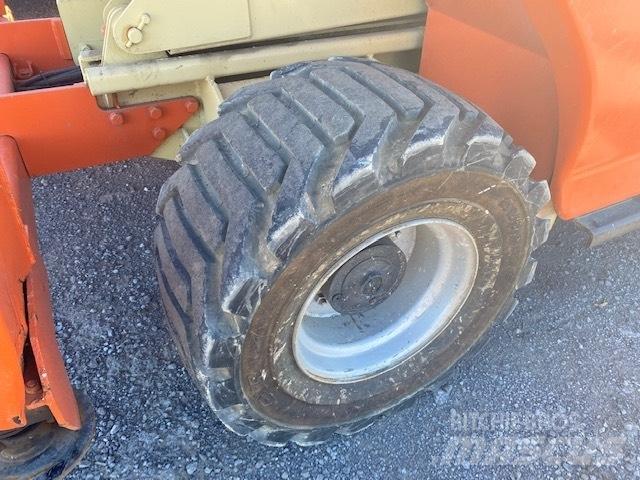 JLG 4394 RT Körüklü personel platformları