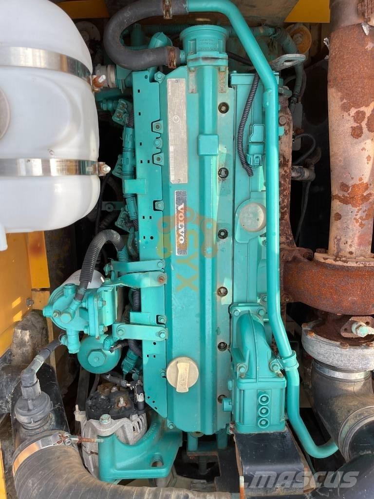 Volvo EC 210 B LC Paletli ekskavatörler