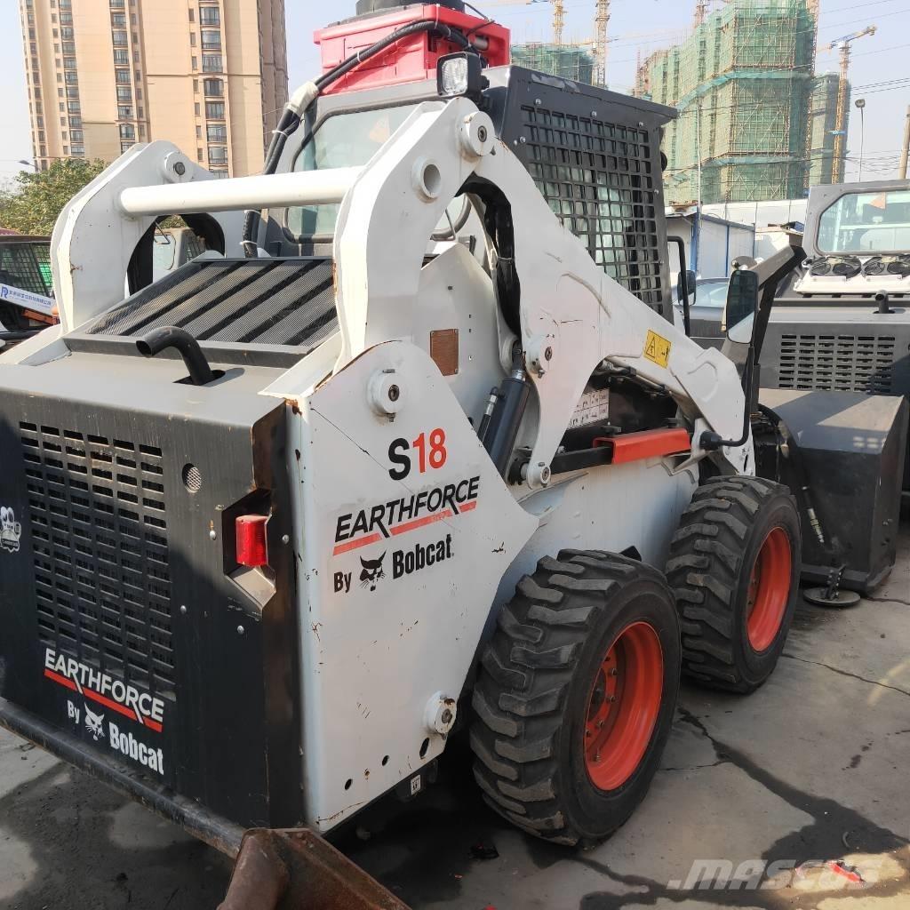 Bobcat S18 Skid steer loderler