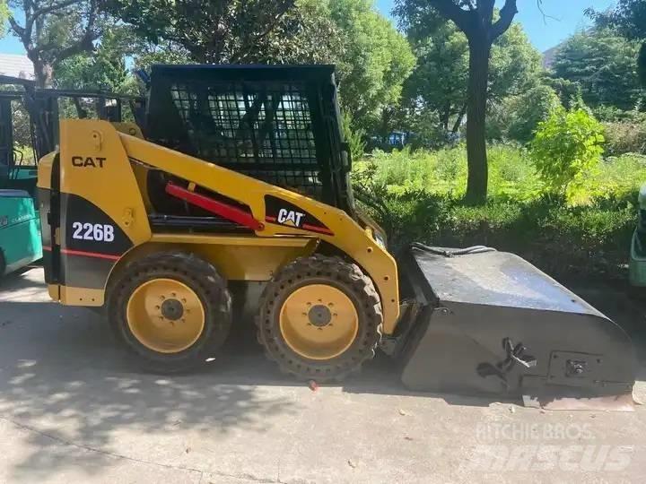 Cata-Dyne 226B Skid steer loderler