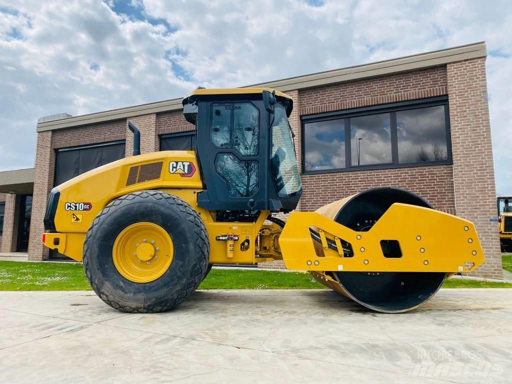 CAT CS 10 GC Tek tamburlu silindirler