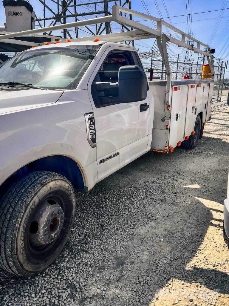 Ford F 350 XL Pikaplar