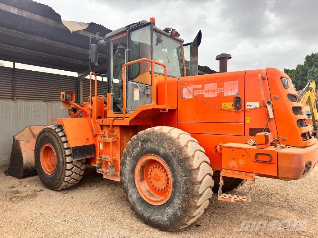 Hitachi W 170 Tekerlekli yükleyiciler