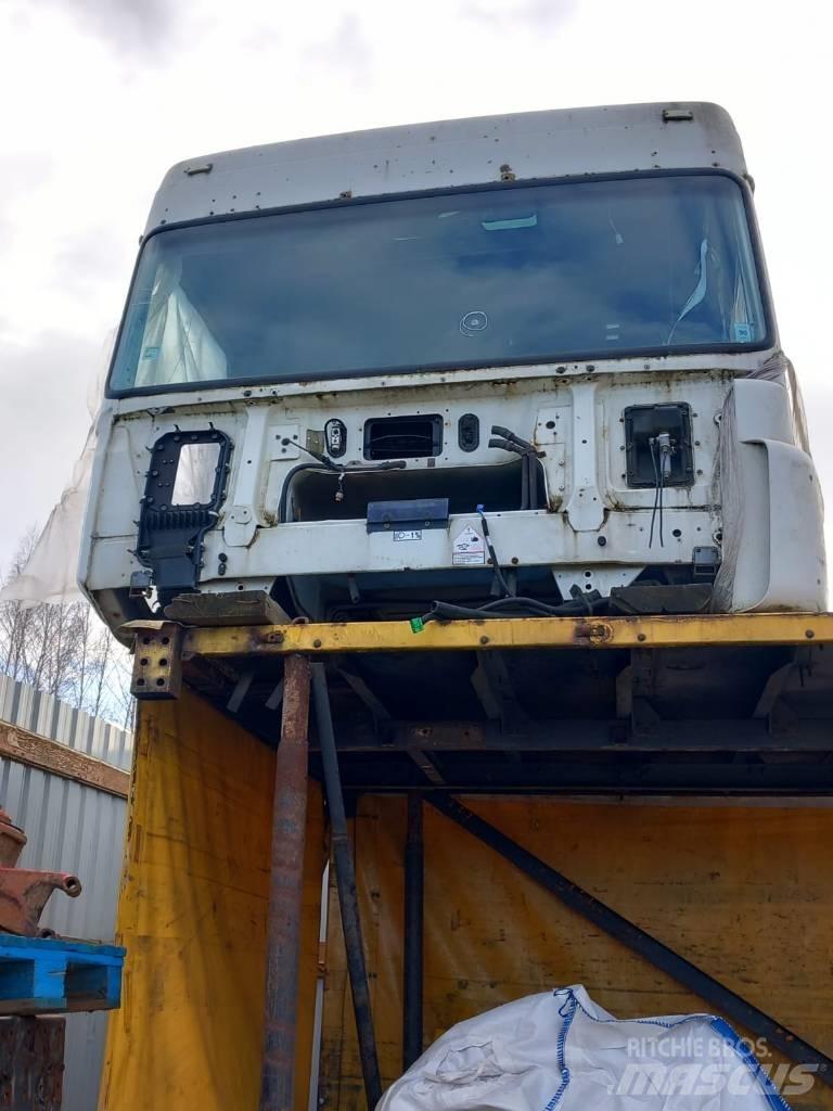 DAF XF105.460 Kabinler