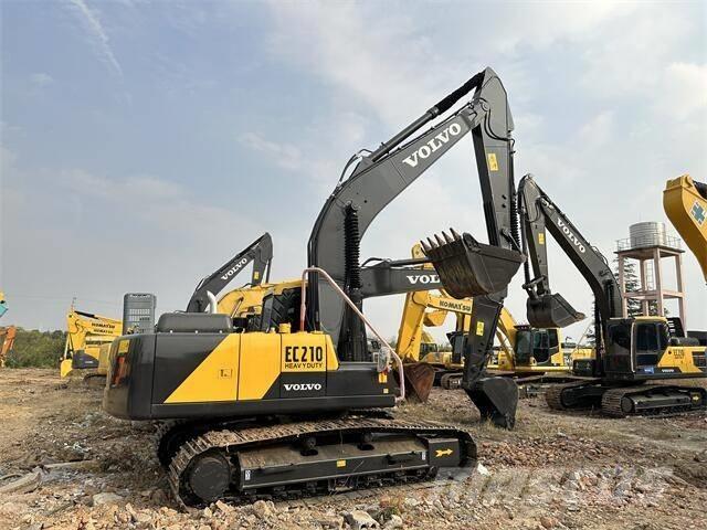 Volvo EC210B Paletli ekskavatörler