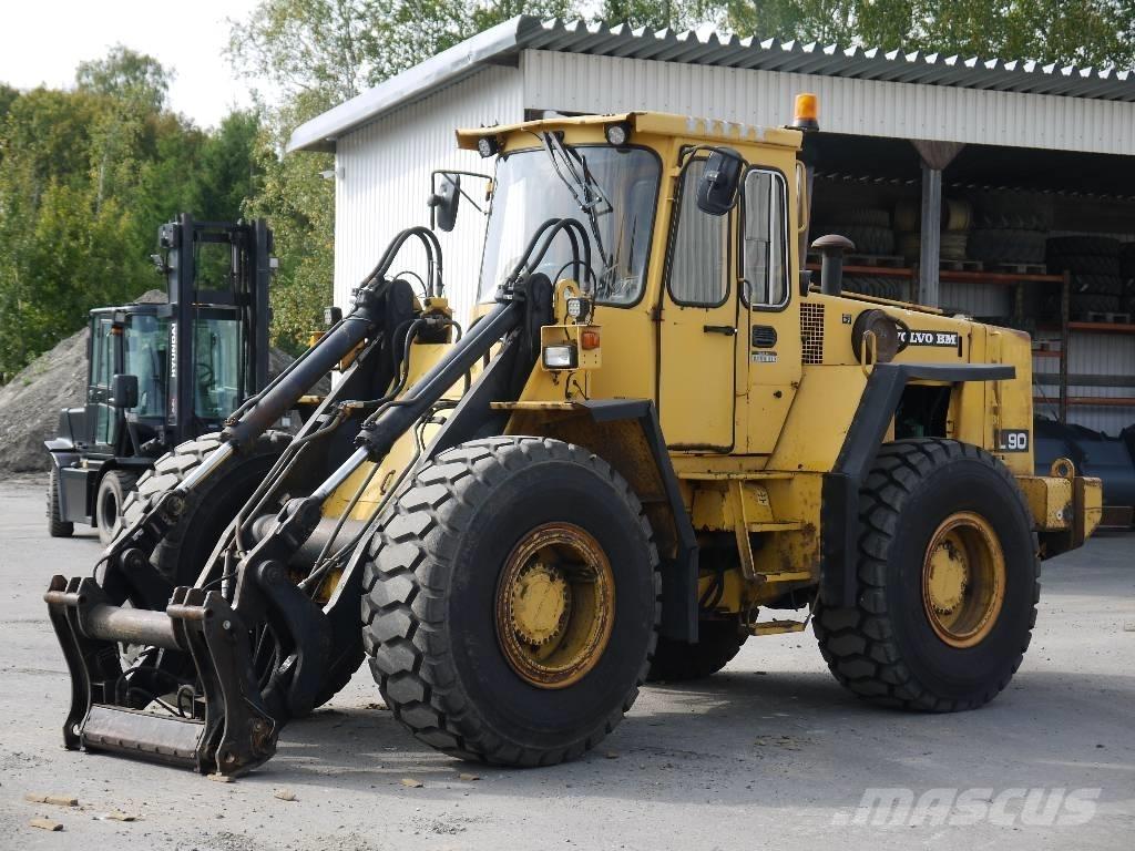 Volvo L 90 Tekerlekli yükleyiciler
