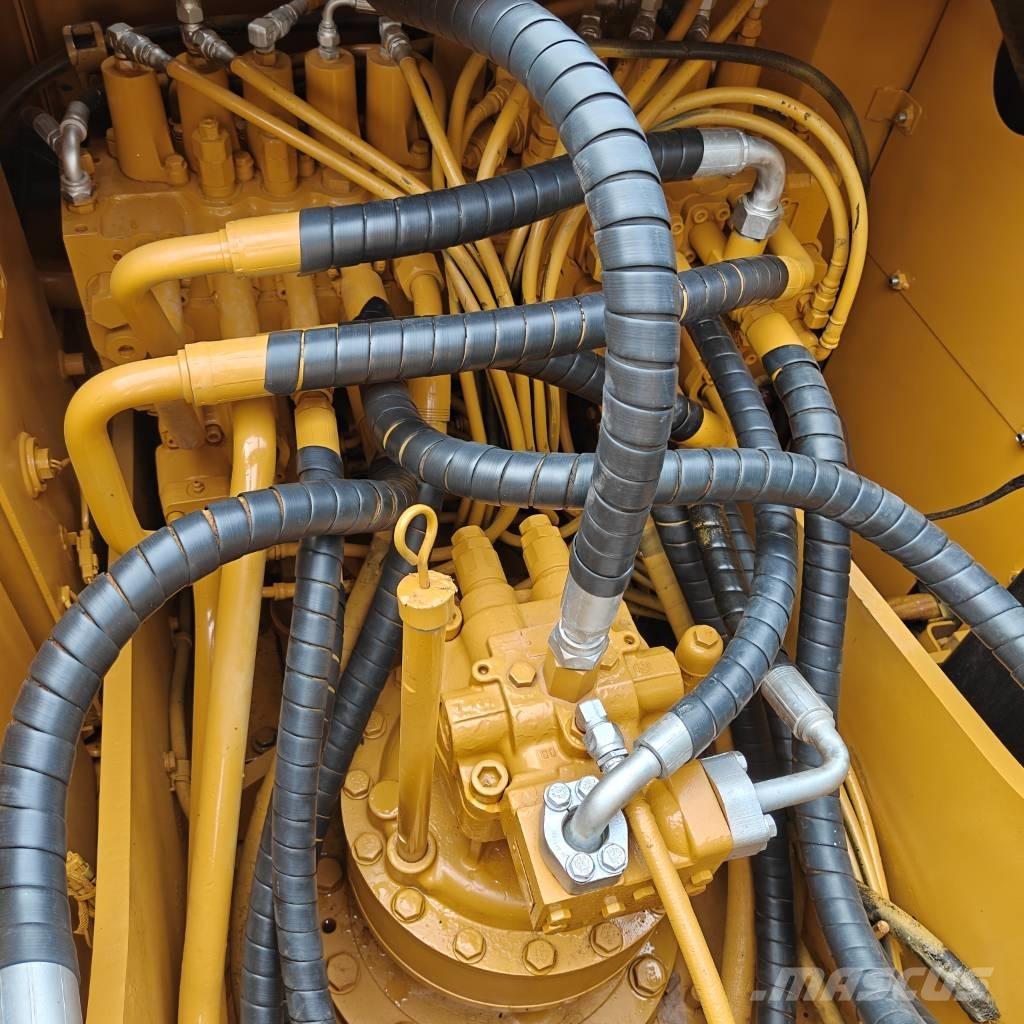 CAT 320D2 Paletli ekskavatörler
