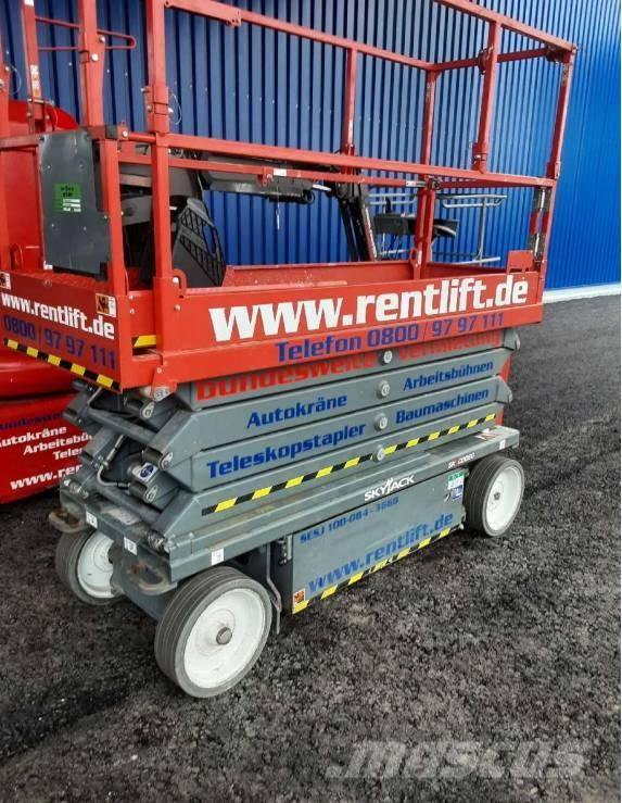 SkyJack SJ III 3219 Makasli platformlar