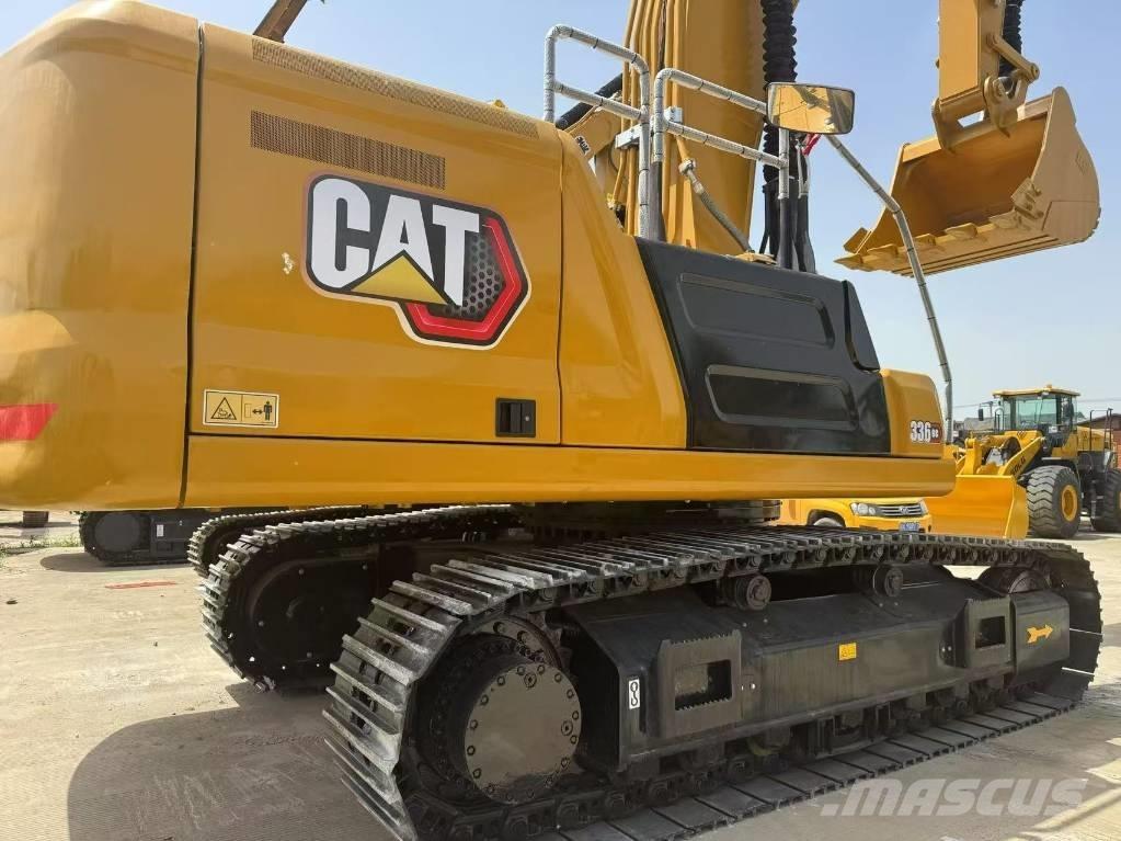 CAT 336 E Paletli ekskavatörler