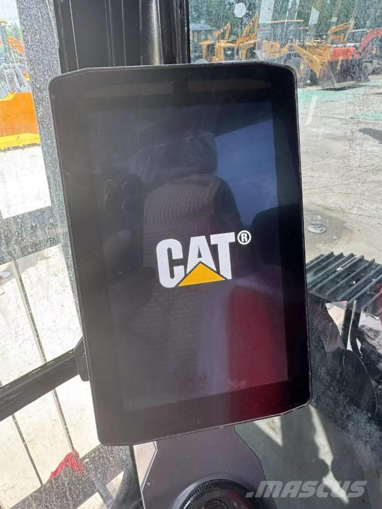 CAT 336 E Paletli ekskavatörler