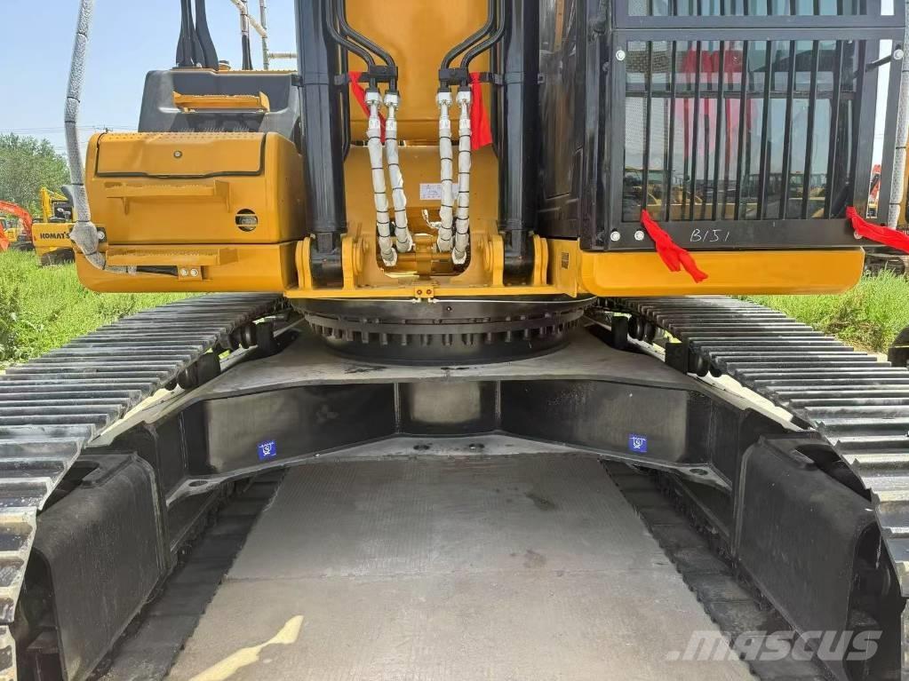 CAT 336 E Paletli ekskavatörler