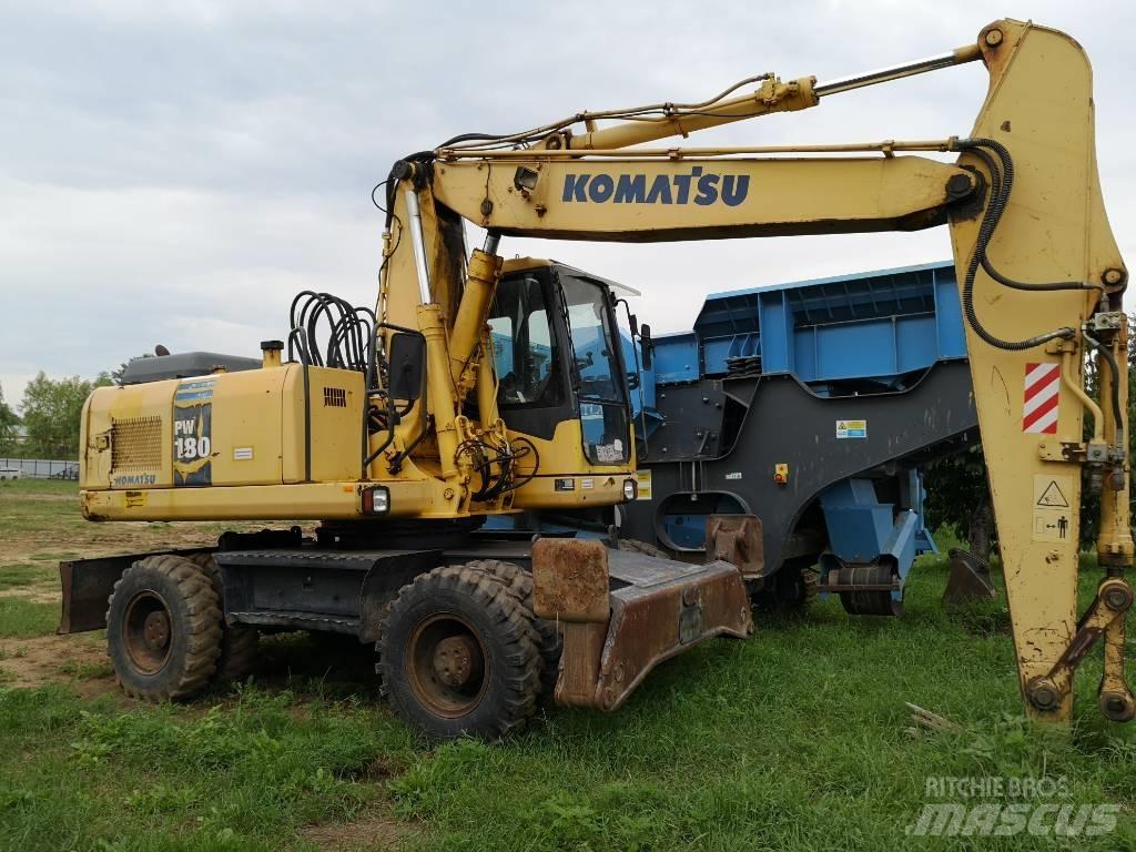 Komatsu PW 180 Lastik tekerli ekskavatörler