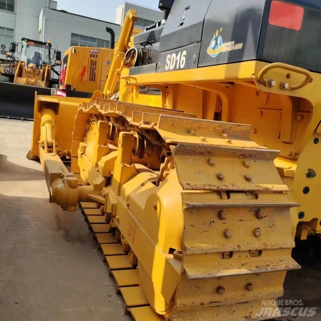 Shantui SD 16 Paletli dozerler