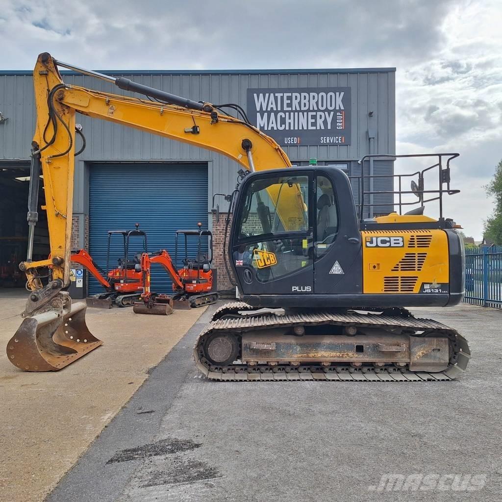 JCB JS 131 LC Paletli ekskavatörler