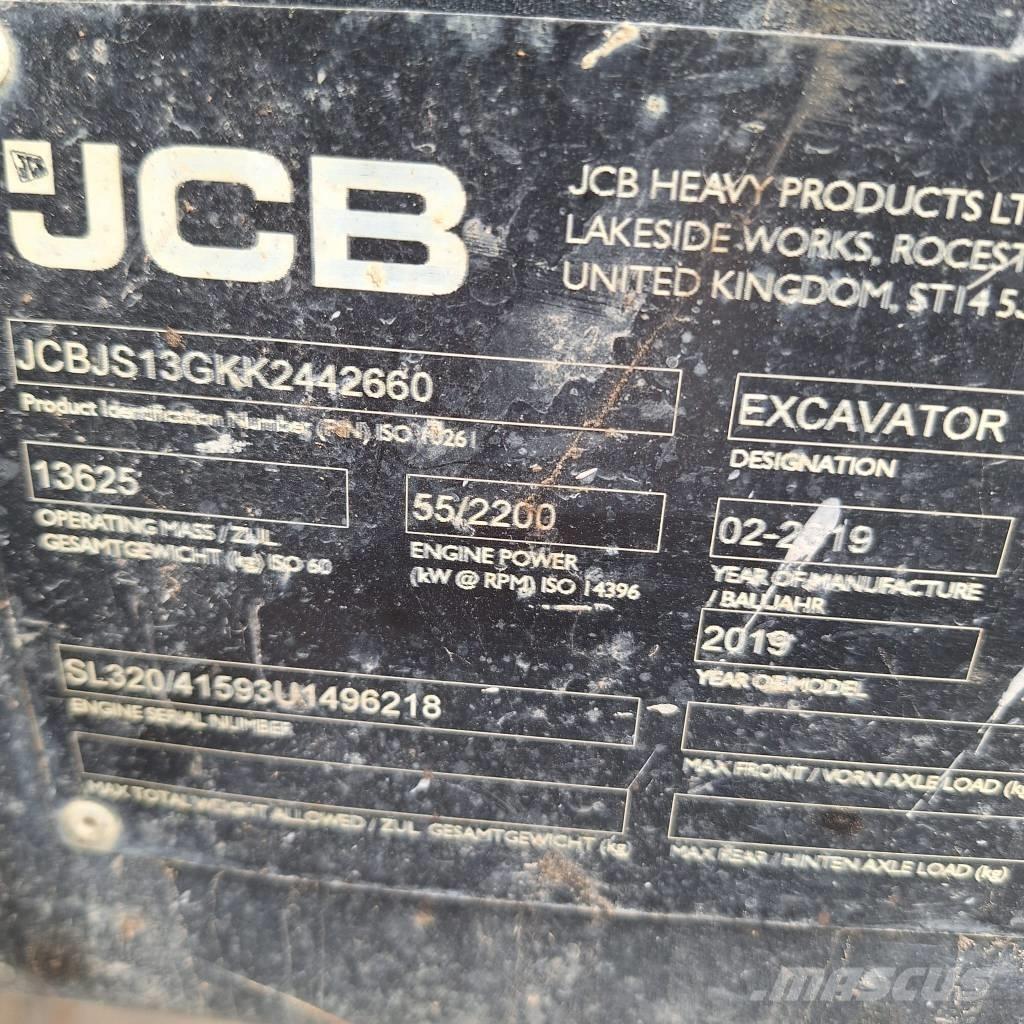 JCB JS 131 LC Paletli ekskavatörler