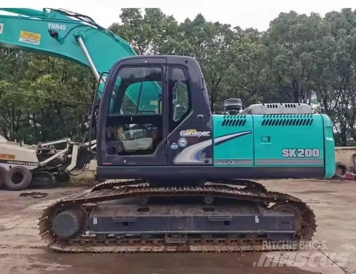 Kobelco SK200 Paletli ekskavatörler