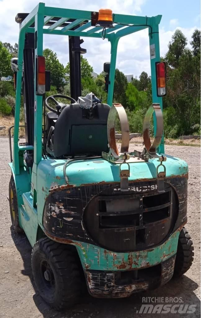 Mitsubishi FG25K LPG'li forkliftler
