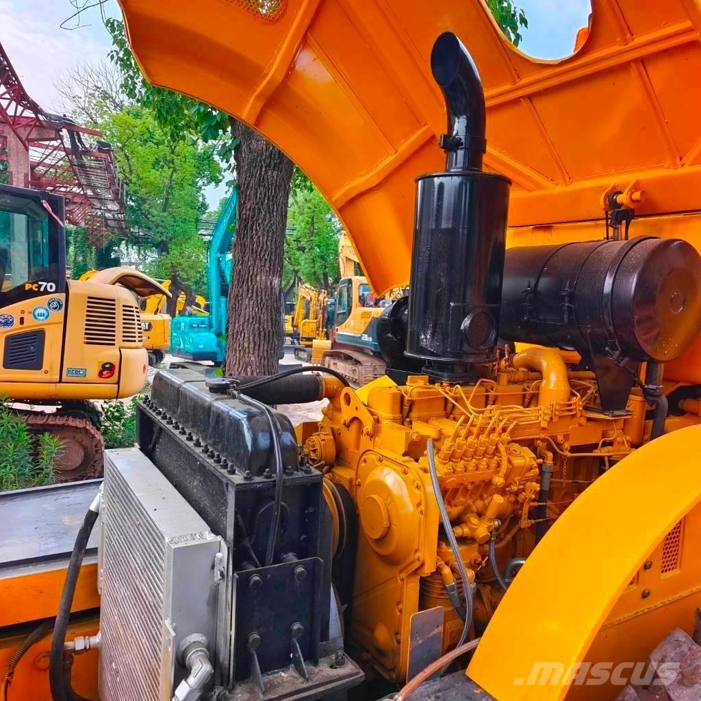 XCMG XS 223 J Tek tamburlu silindirler