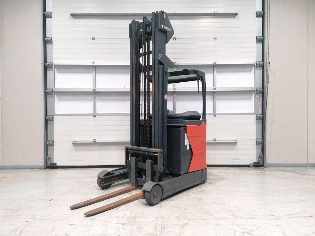Linde R14-01 Reach truck - depo içi istif araçları