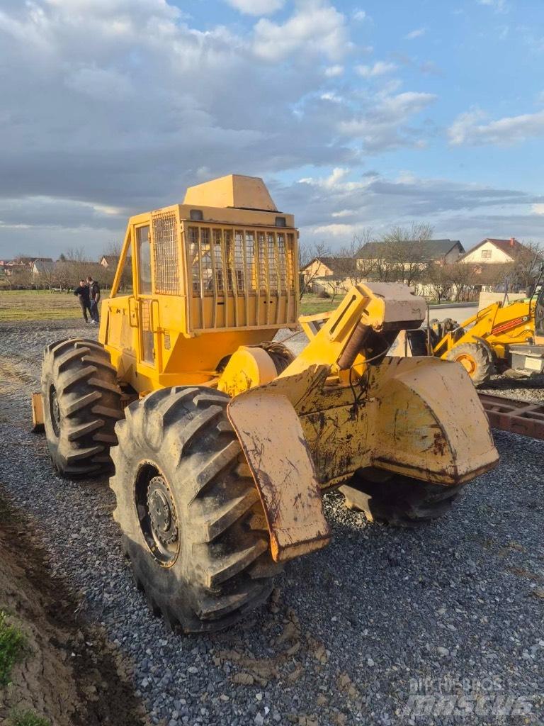 John Deere 667d Orman traktörleri