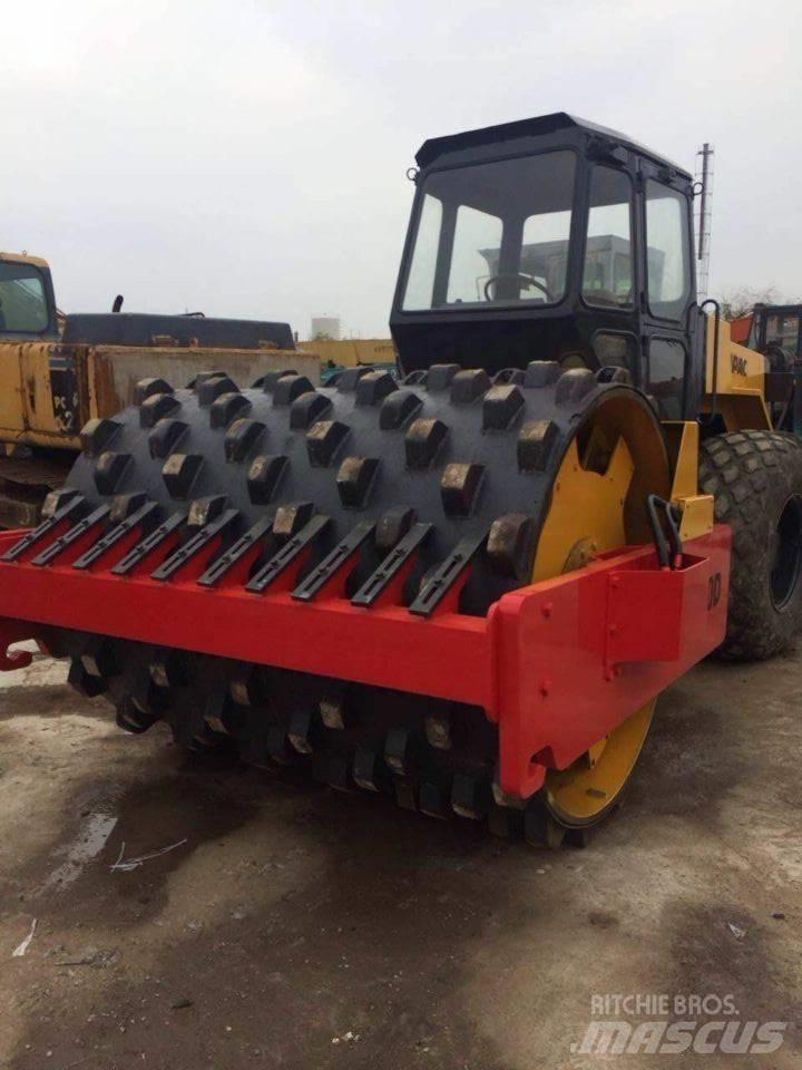 Dynapac CA 30 D Tek tamburlu silindirler