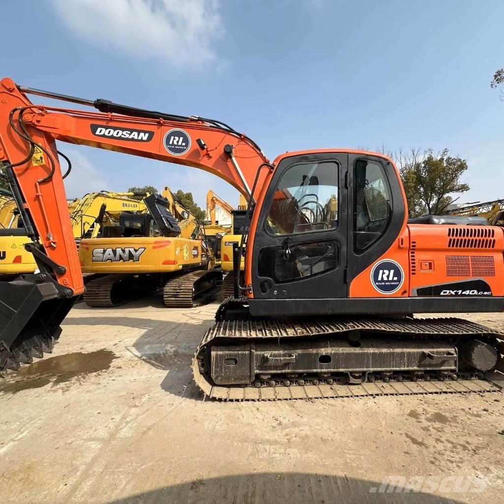 Doosan DX140LC-9C Paletli ekskavatörler