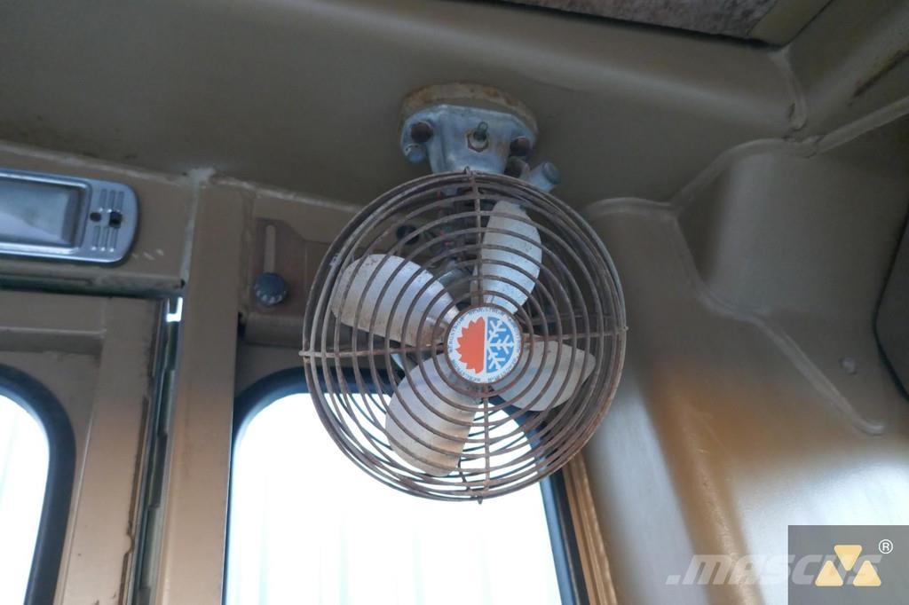 CAT 130G Ex-army Greyderler