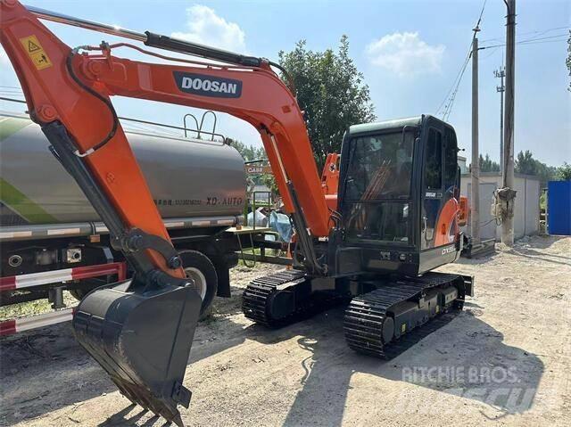 Doosan DX55 Mini ekskavatörler, 7 tona dek