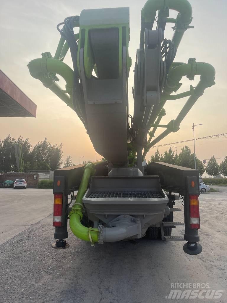  Zoomlion中联重科 52X-6RZ Beton pompaları