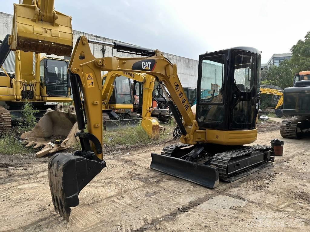 CAT 303 CR Mini ekskavatörler, 7 tona dek