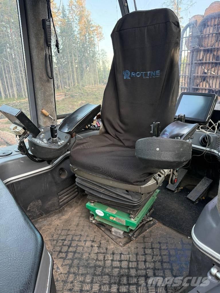 Rottne F13s Tomruk yükleyici traktörler
