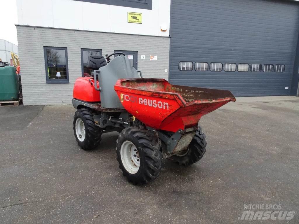 Neuson 1001 Belden kirma kamyonlar