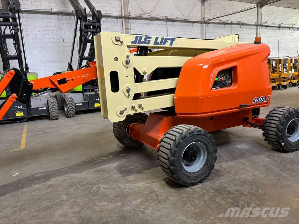 JLG 450 AJ Körüklü personel platformları