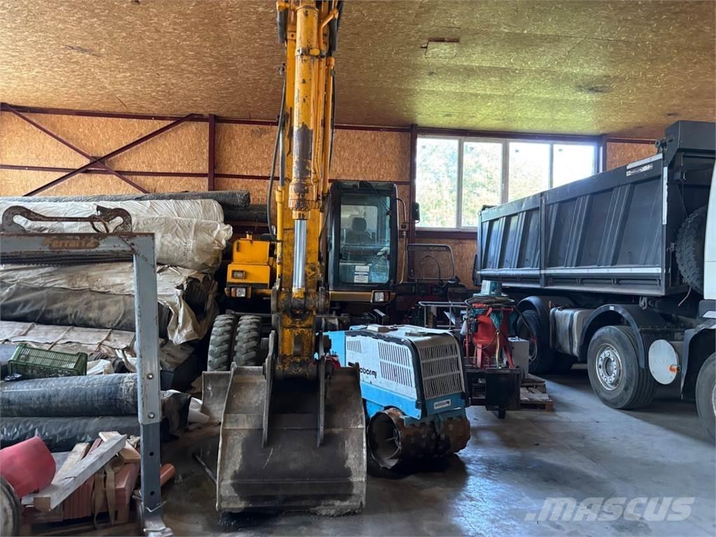 JCB JS175W Diger