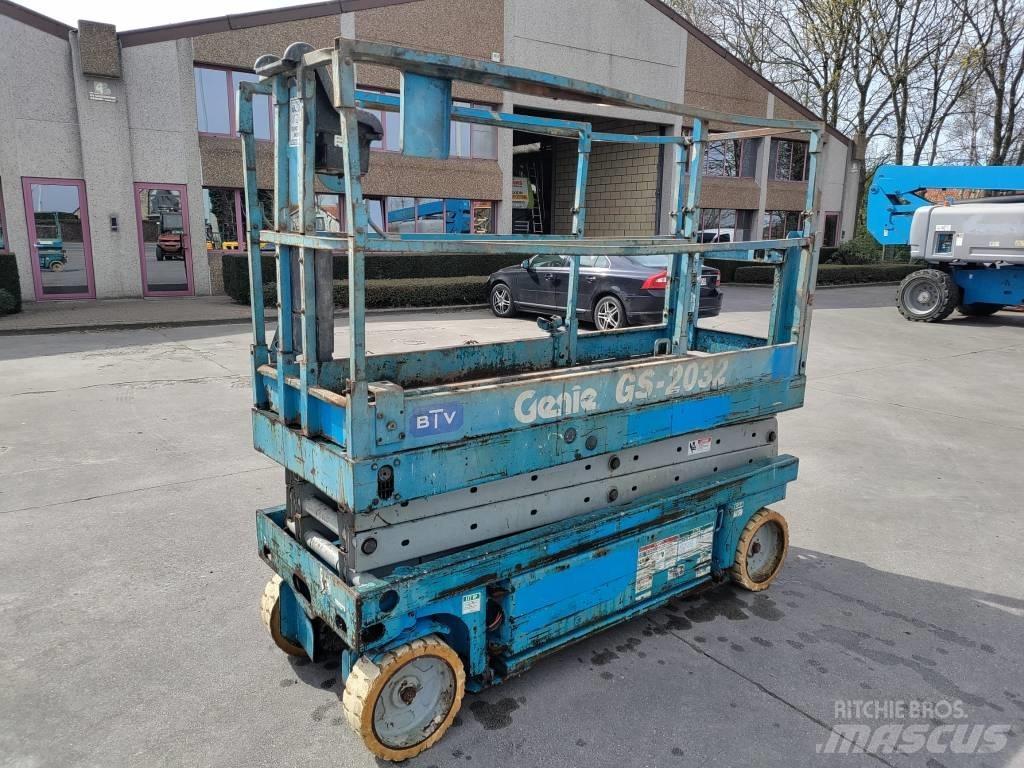 Genie GS 2032 Makasli platformlar