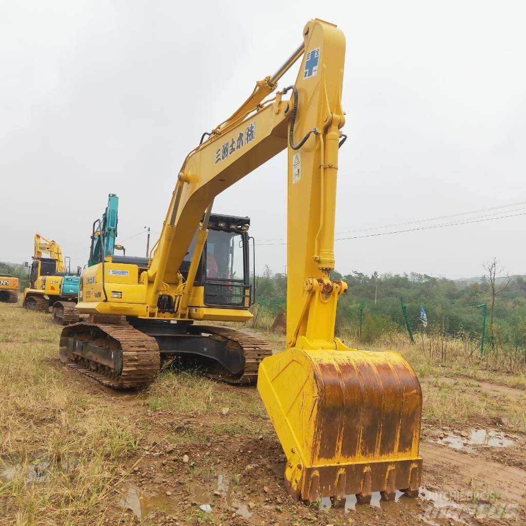 Komatsu PC200-8 Paletli ekskavatörler